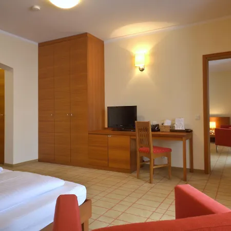 ヴォルヒューホテル ゴオイセラ ミューラ