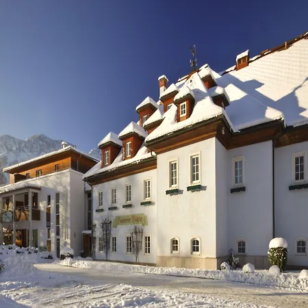 ヴォルヒューホテル ゴオイセラ ミューラ ホテル